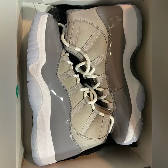 COOL GREY 11s SIZE 12 (2021 release) DEADSTOCK - never worn - brand new in box New Nike Air Jordan 11 Retro 2021 Cool Grey Sz 7.5 Women- 6Y  main image 2